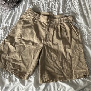 Old Navy Men's Khaki  Shorts - new